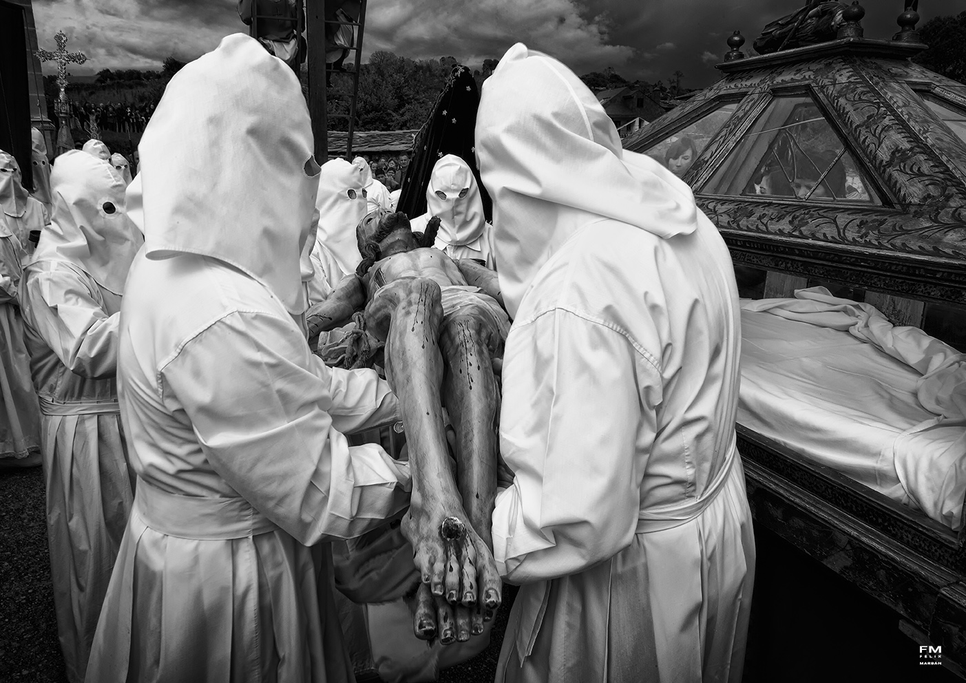 Procesión del Santo Entierro - Viernes Santo en Bercianos de Aliste